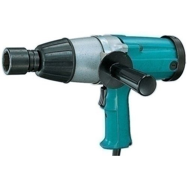 Ударный гайковерт Makita 6906